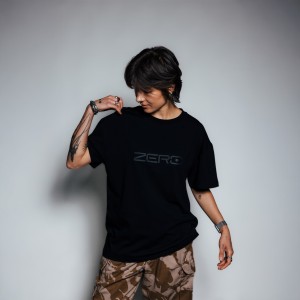 T-SHIRT CZARNY LOGO HD PRINT